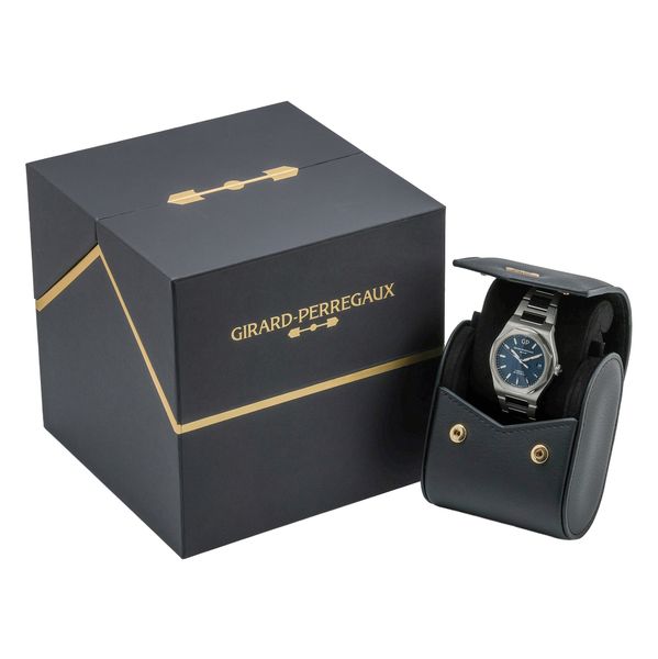 Girard Perregaux Laureato 81005-11-3460-1CM